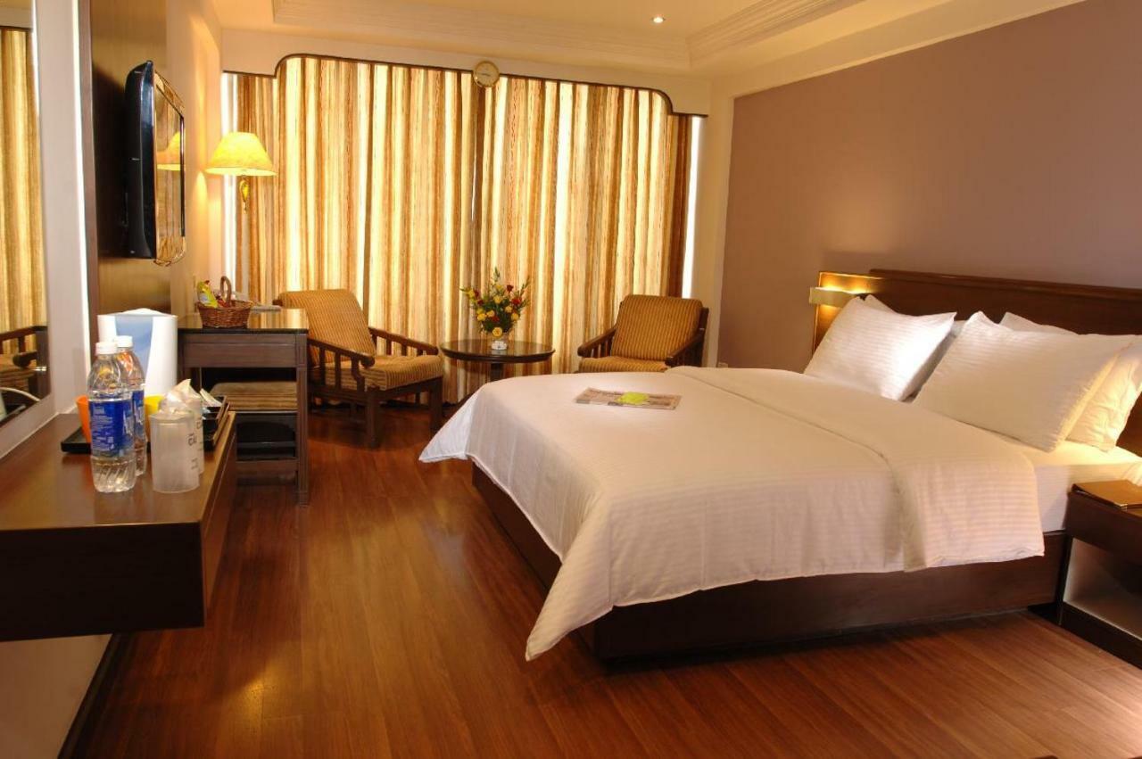 Cag Pride Hotel Coimbatore Ngoại thất bức ảnh
